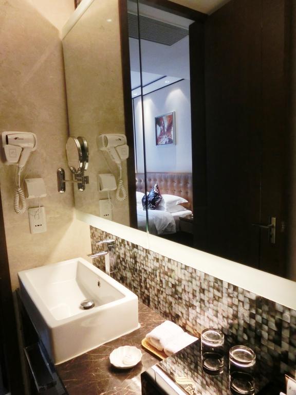 Estay Residence • Poly Central Pivot Kanton Zimmer foto